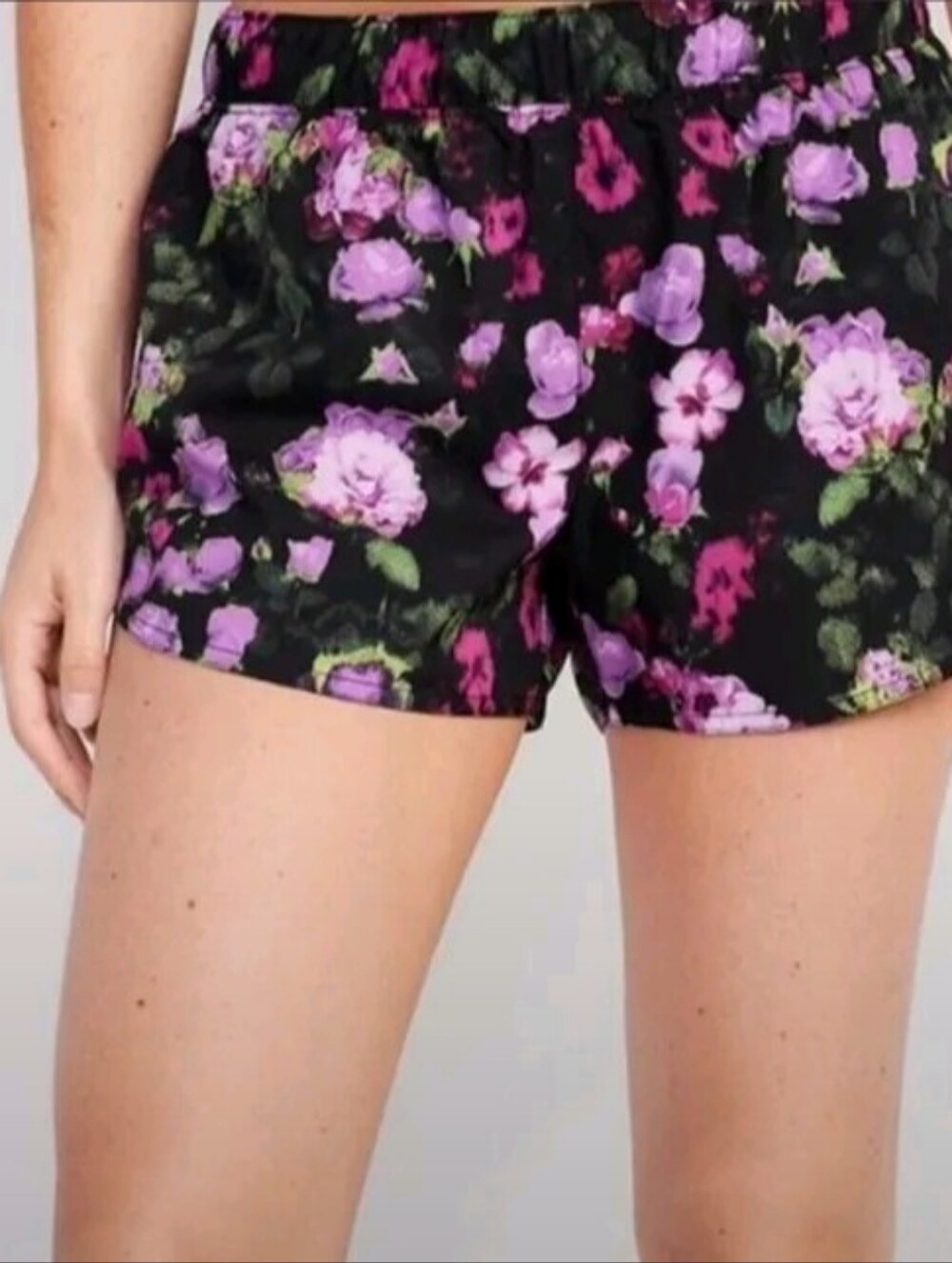 NWT Plus Size Old Navy Active Stretchtech Floral Running Shorts - Black/Purple